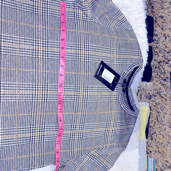 Boohoo Man Medium Shirt NWT never worn - Picture 6 of 8